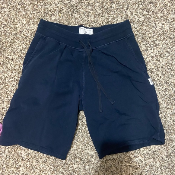 Men’s Medium Reigning Champ shorts - Picture 1 of 3